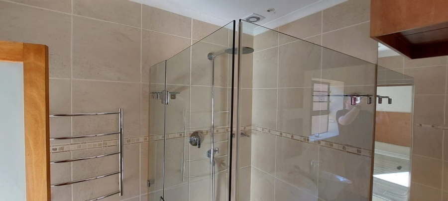 5 Bedroom Property for Sale in Ferreira Town Eastern Cape